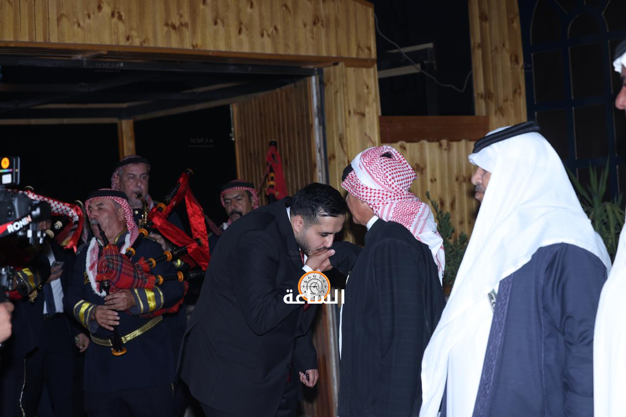 Madar Al-Saa Images 0.10905559267262122