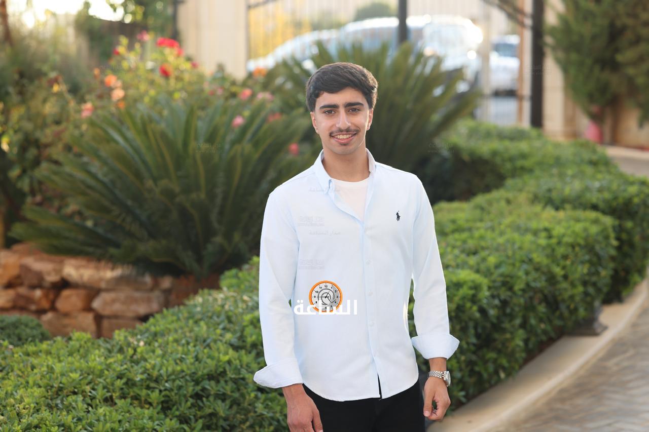 Madar Al-Saa Images 0.1594986542632092