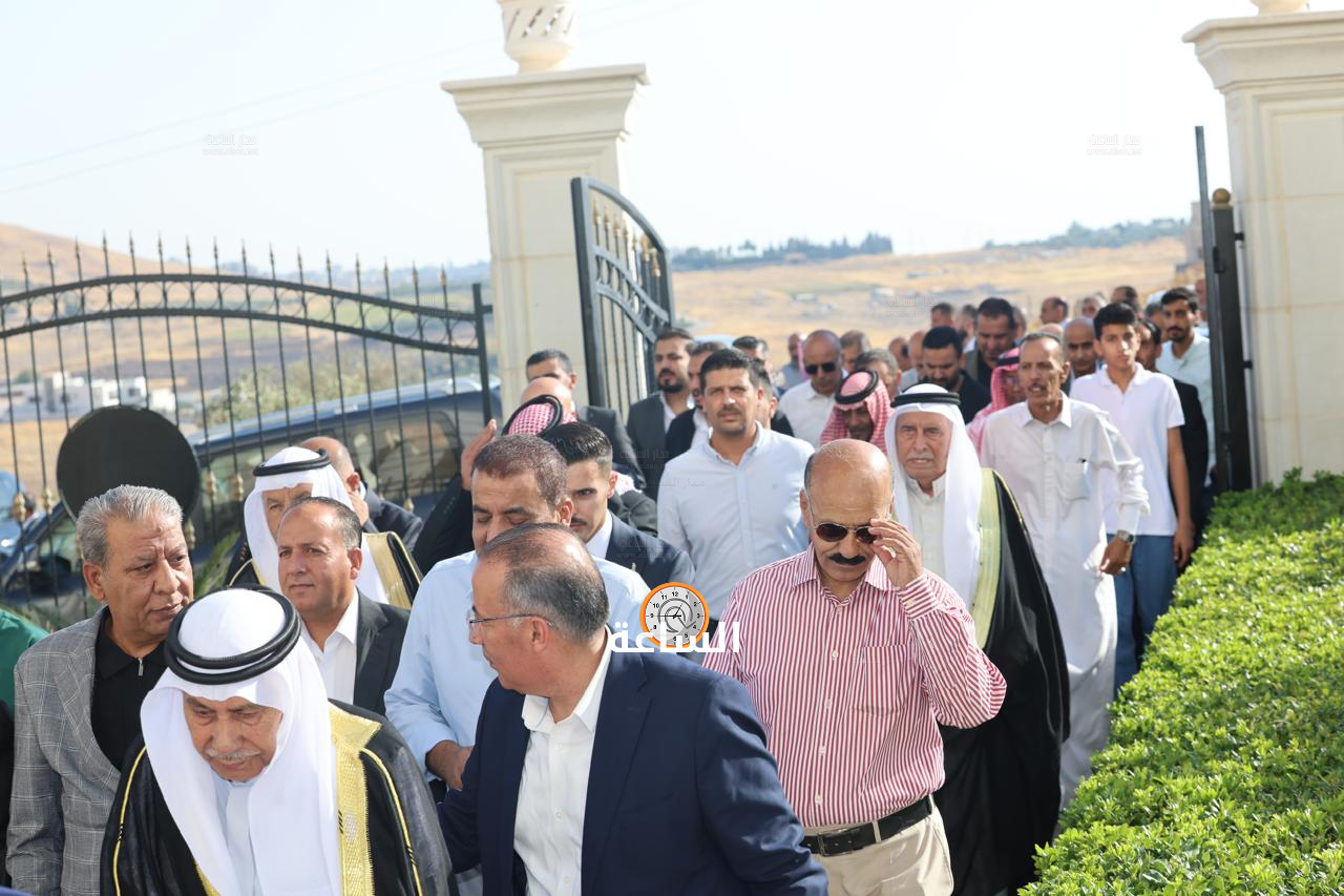 Madar Al-Saa Images 0.10759347645571782
