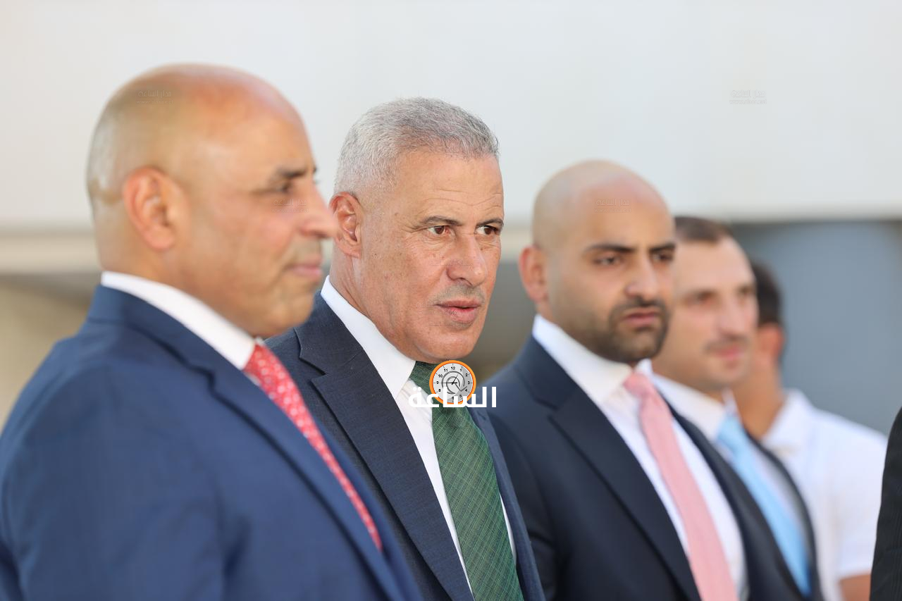 Madar Al-Saa Images 0.6898328243887568