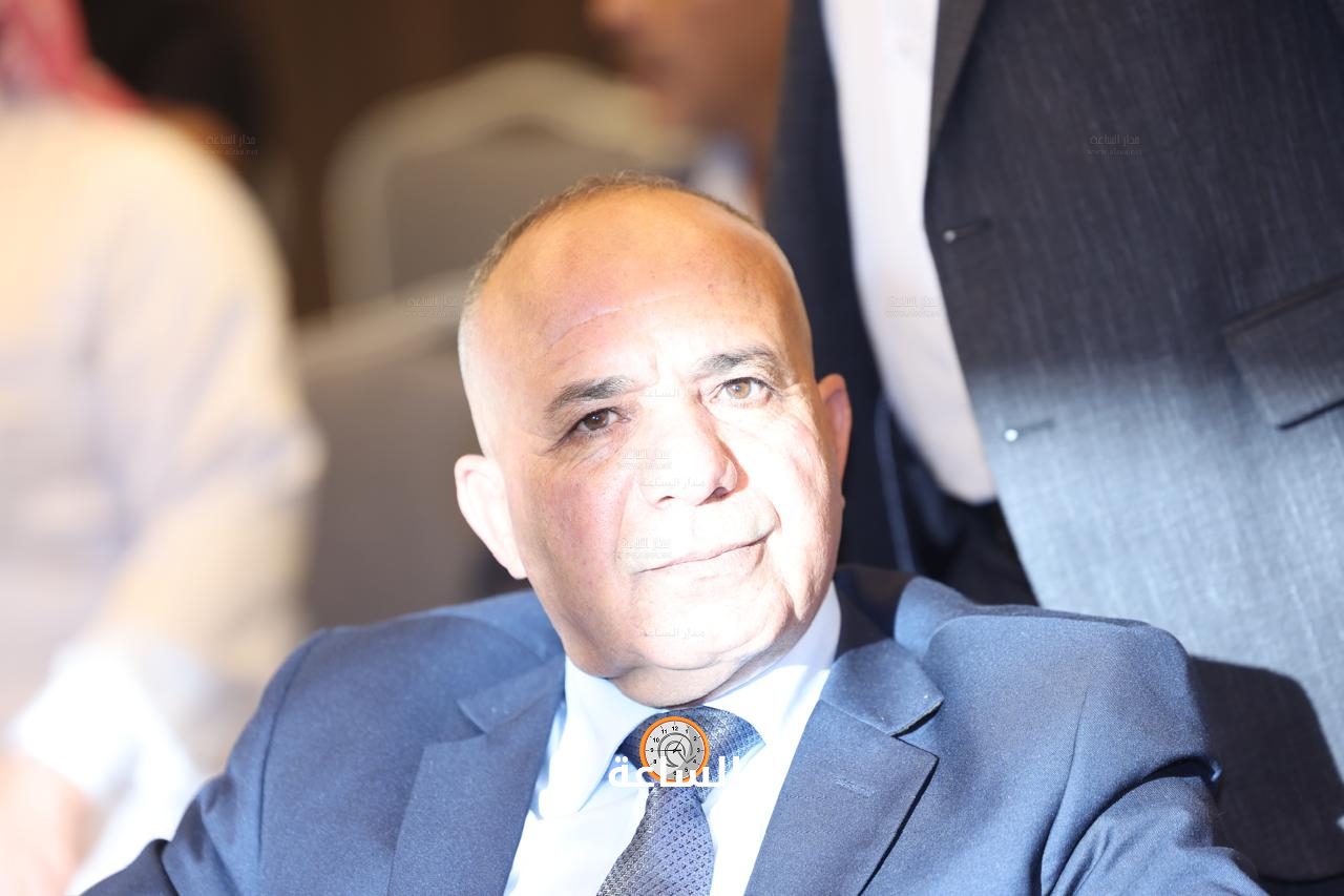 Madar Al-Saa Images 0.5899071127670771