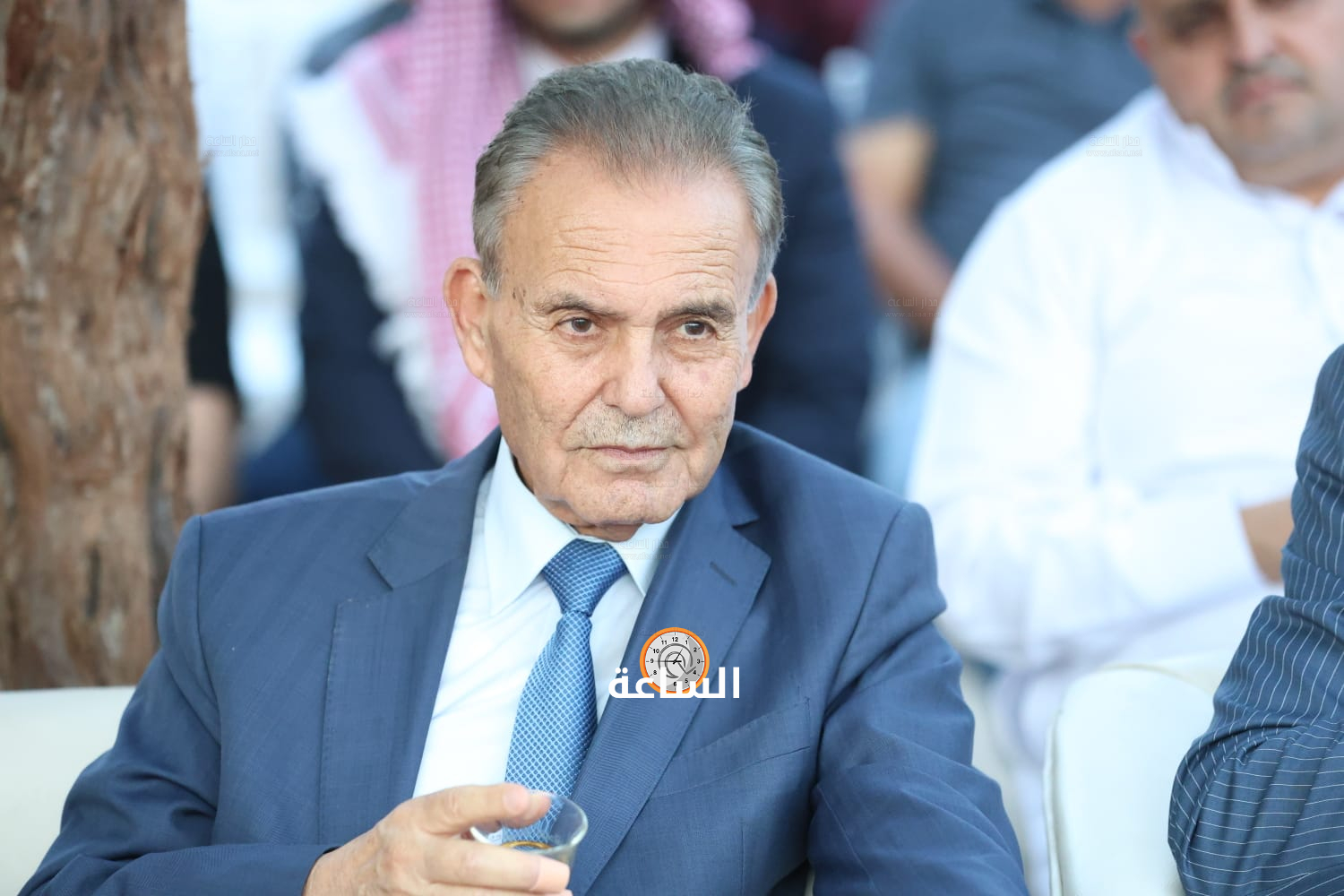 Madar Al-Saa Images 0.4813416873423195