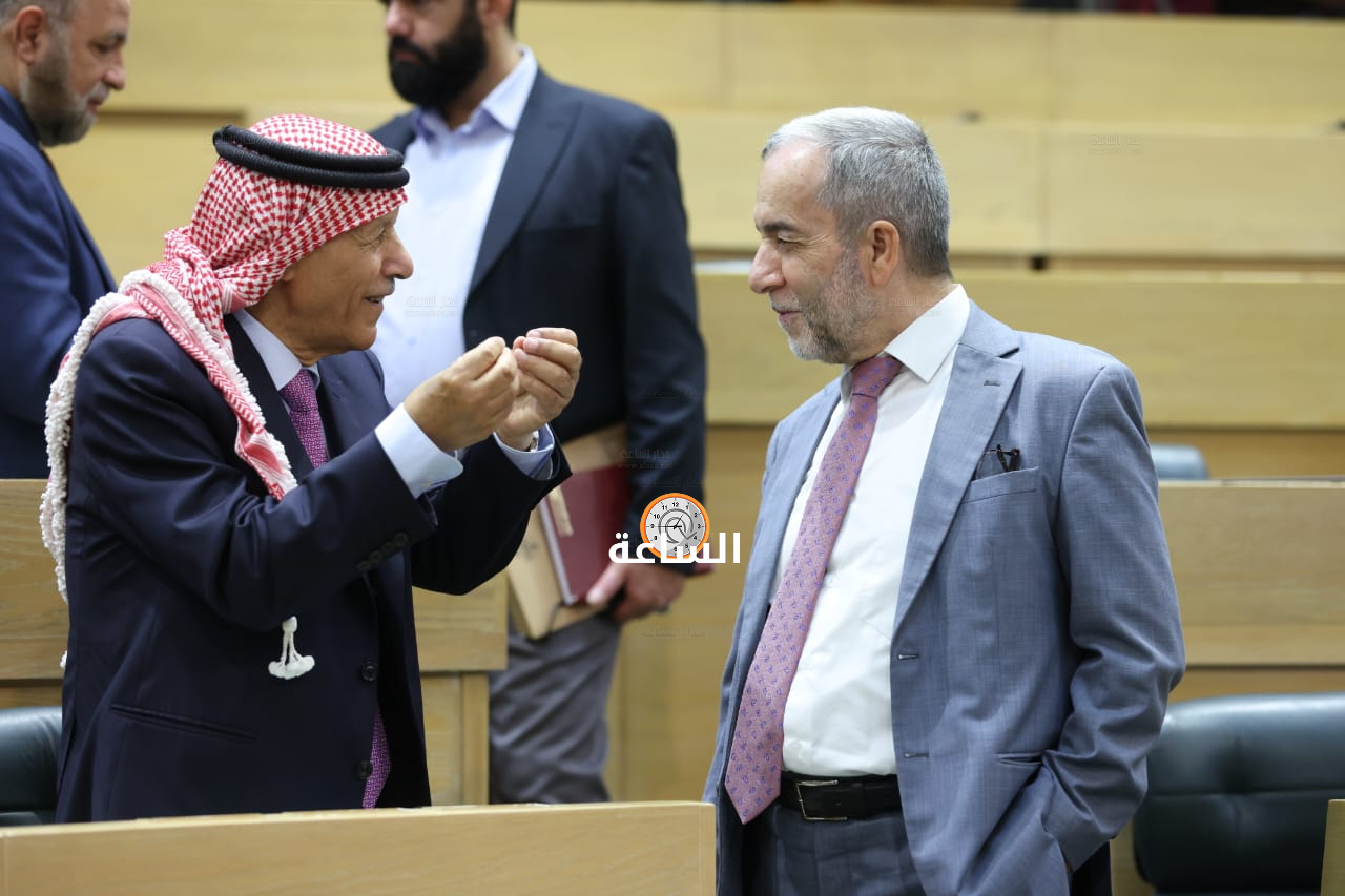 Madar Al-Saa Images 0.3944901297627774