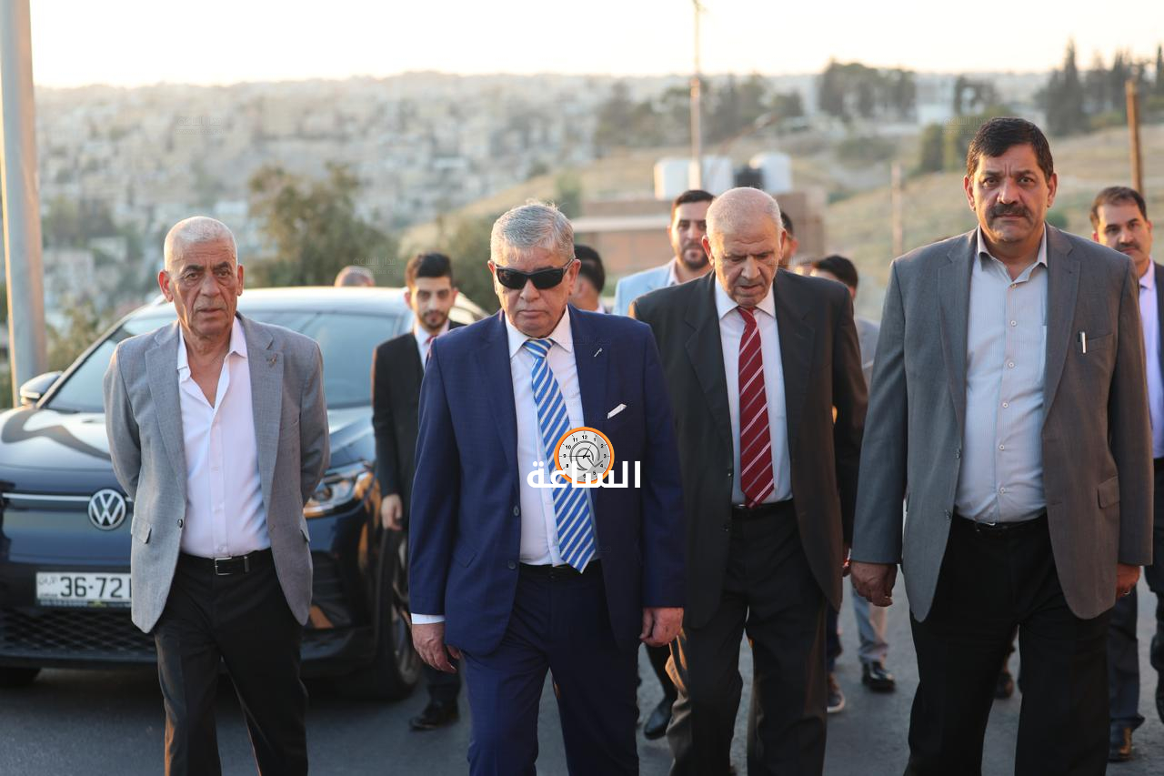 Madar Al-Saa Images 0.3051941430835483