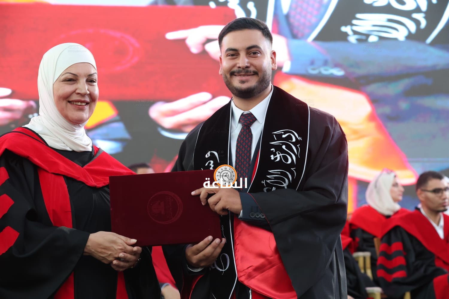Madar Al-Saa Images 0.3277378852312435