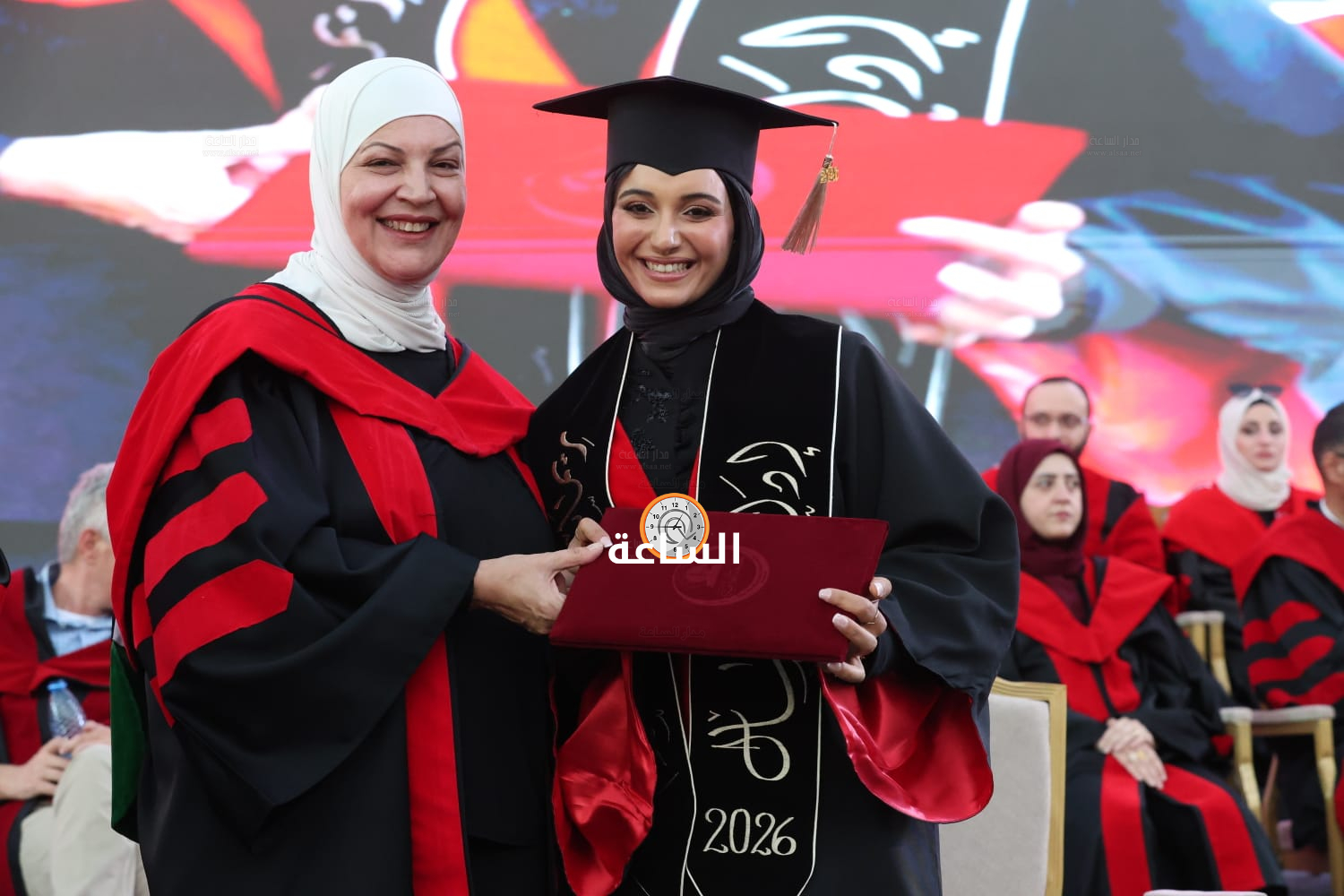 Madar Al-Saa Images 0.729608451126477