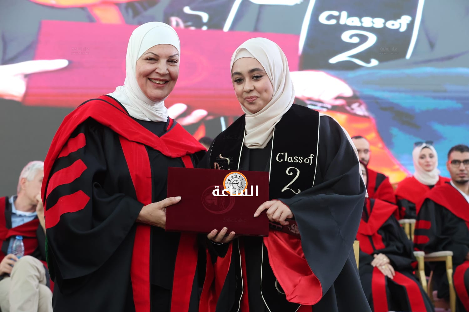 Madar Al-Saa Images 0.36776633192599006