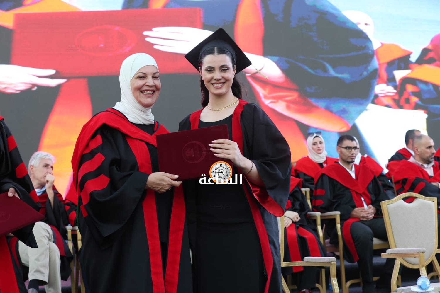 Madar Al-Saa Images 0.7094960547188126