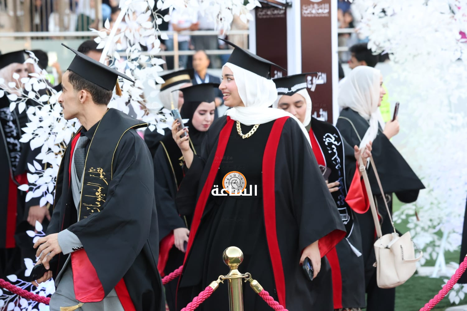 Madar Al-Saa Images 0.2995603121521433