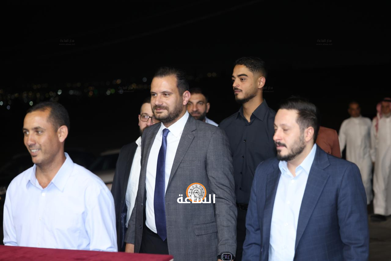 Madar Al-Saa Images 0.8955648881083762