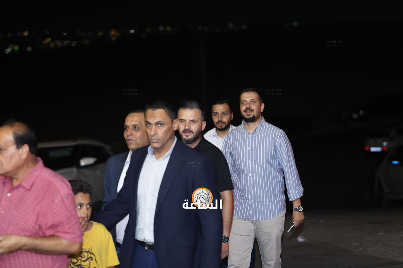 Madar Al-Saa Images 0.2713669215580735