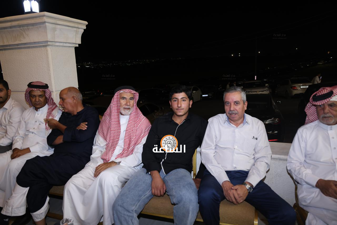 Madar Al-Saa Images 0.64308404162022