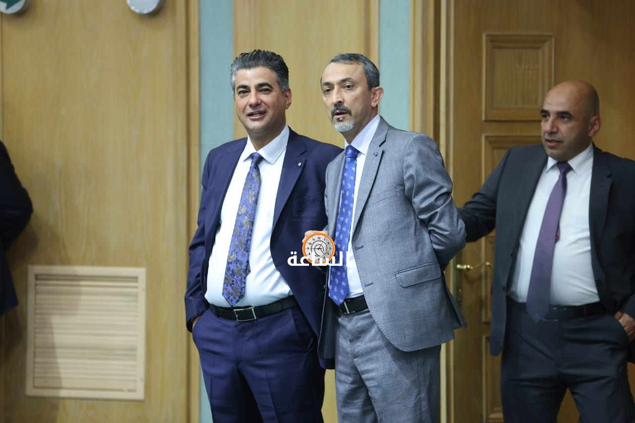 Madar Al-Saa Images 0.5789825268036363