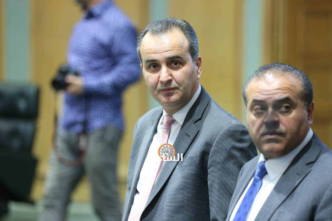Madar Al-Saa Images 0.11216221615262911