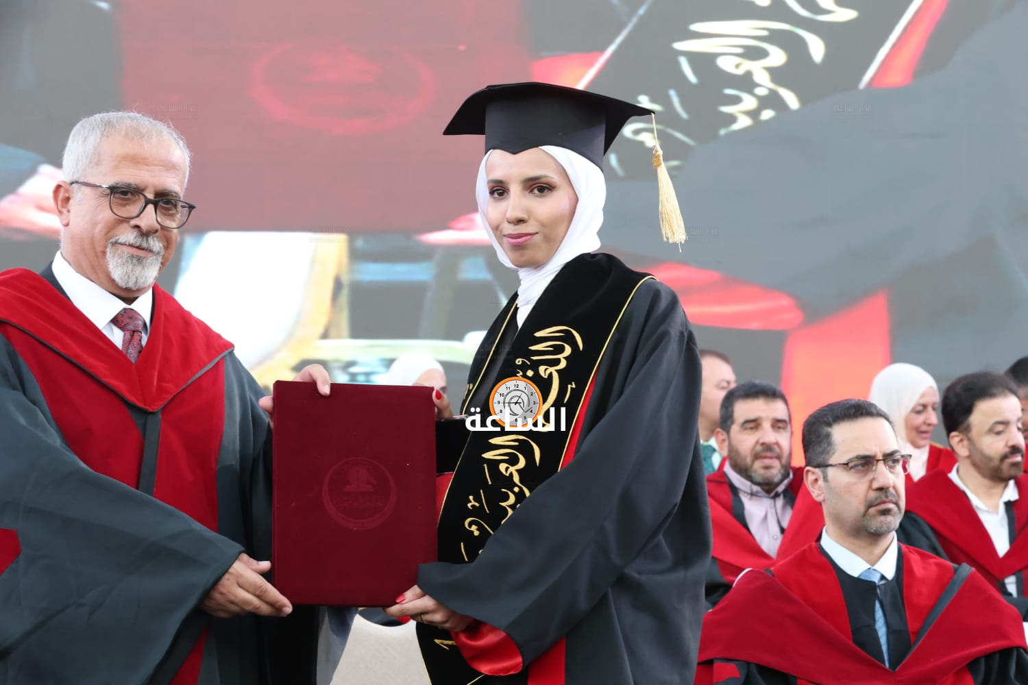 Madar Al-Saa Images 0.5051786341866056