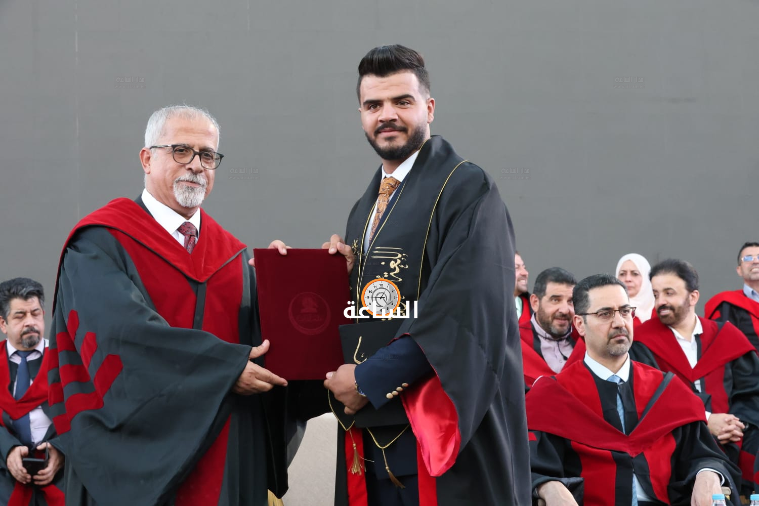 Madar Al-Saa Images 0.40185018728301936