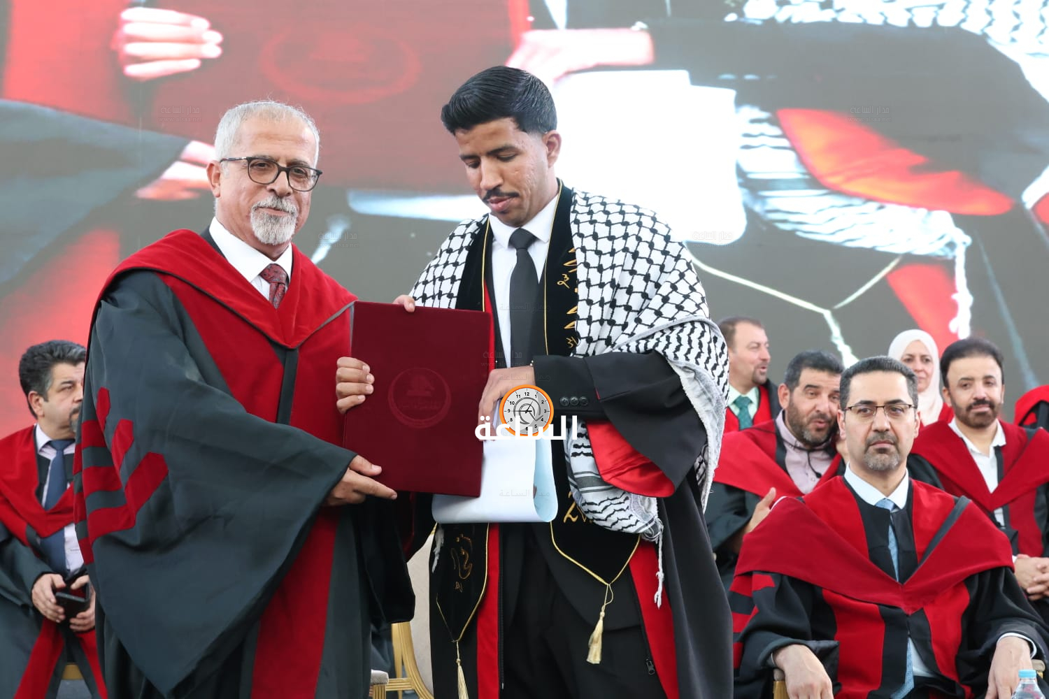 Madar Al-Saa Images 0.035103727659009154