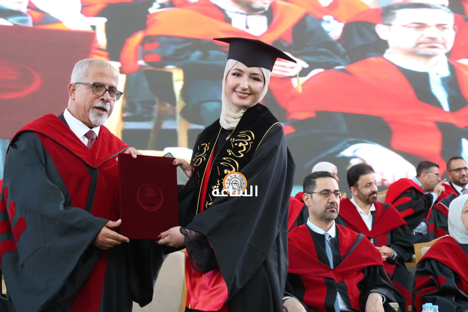 Madar Al-Saa Images 0.9297695160146132