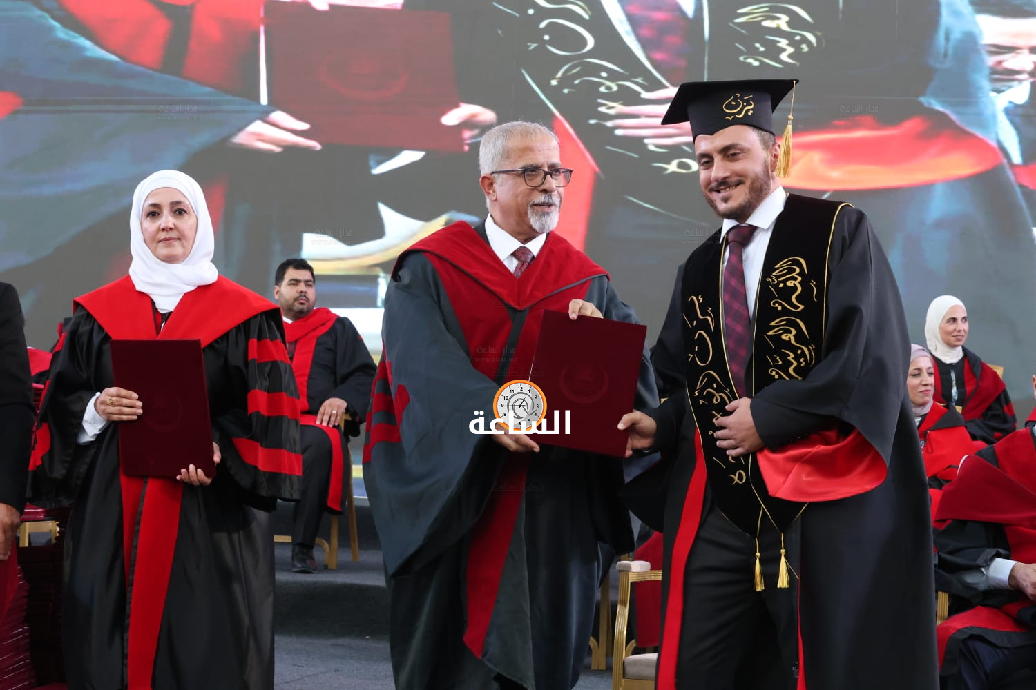 Madar Al-Saa Images 0.6554715812966139