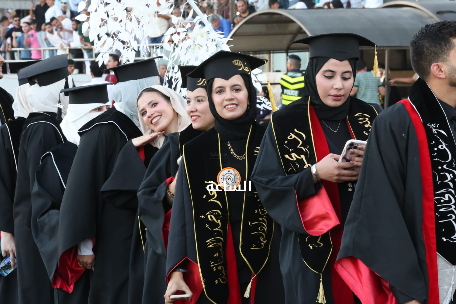 Madar Al-Saa Images 0.5454865364014297