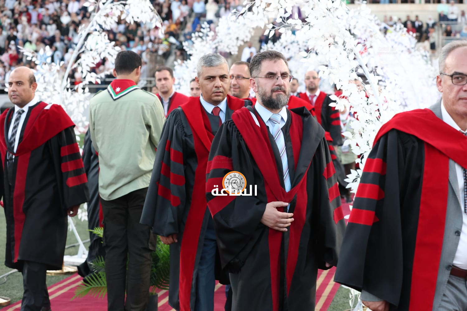 Madar Al-Saa Images 0.45683048651810254