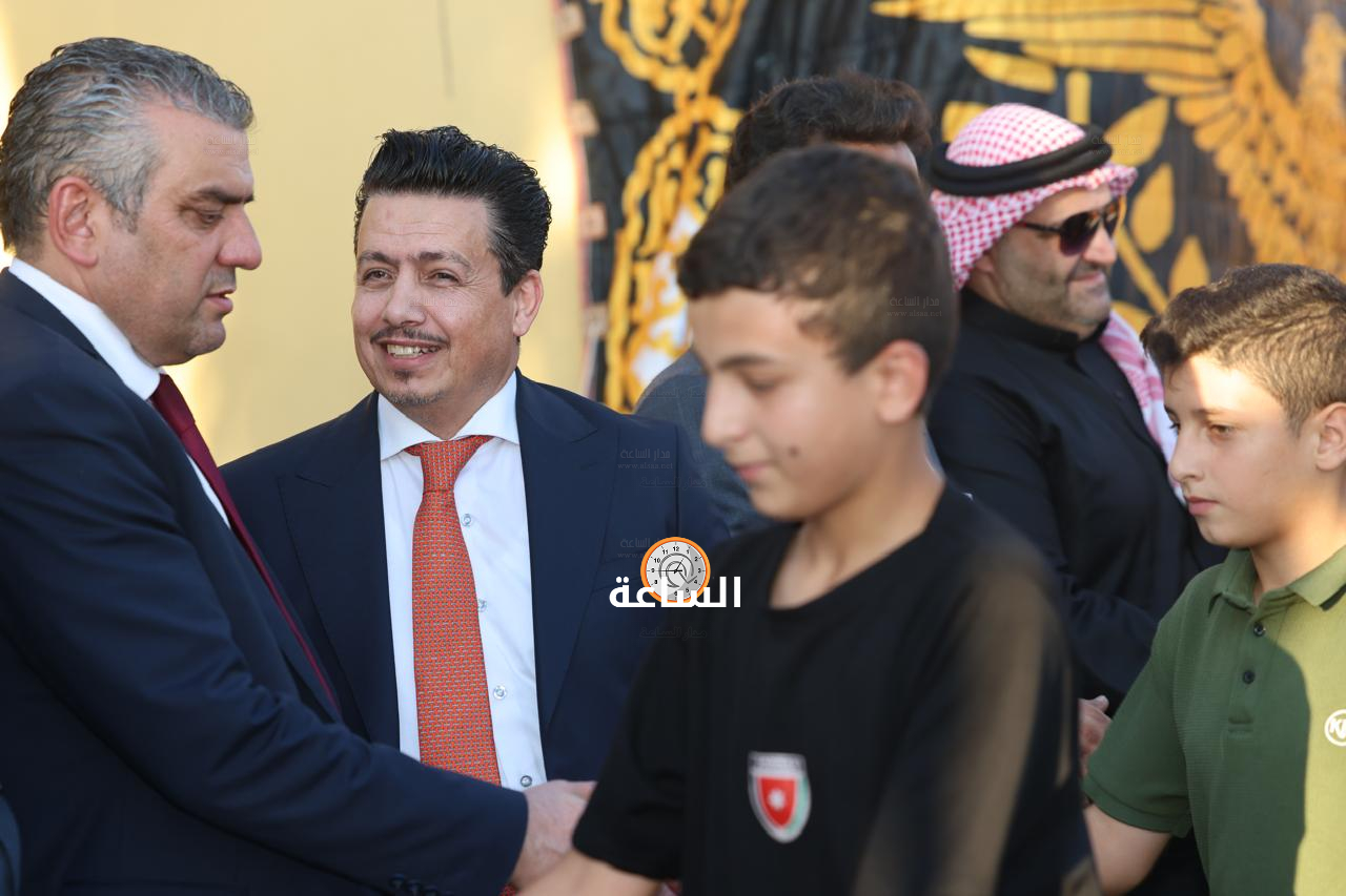 Madar Al-Saa Images 0.7166414235909419