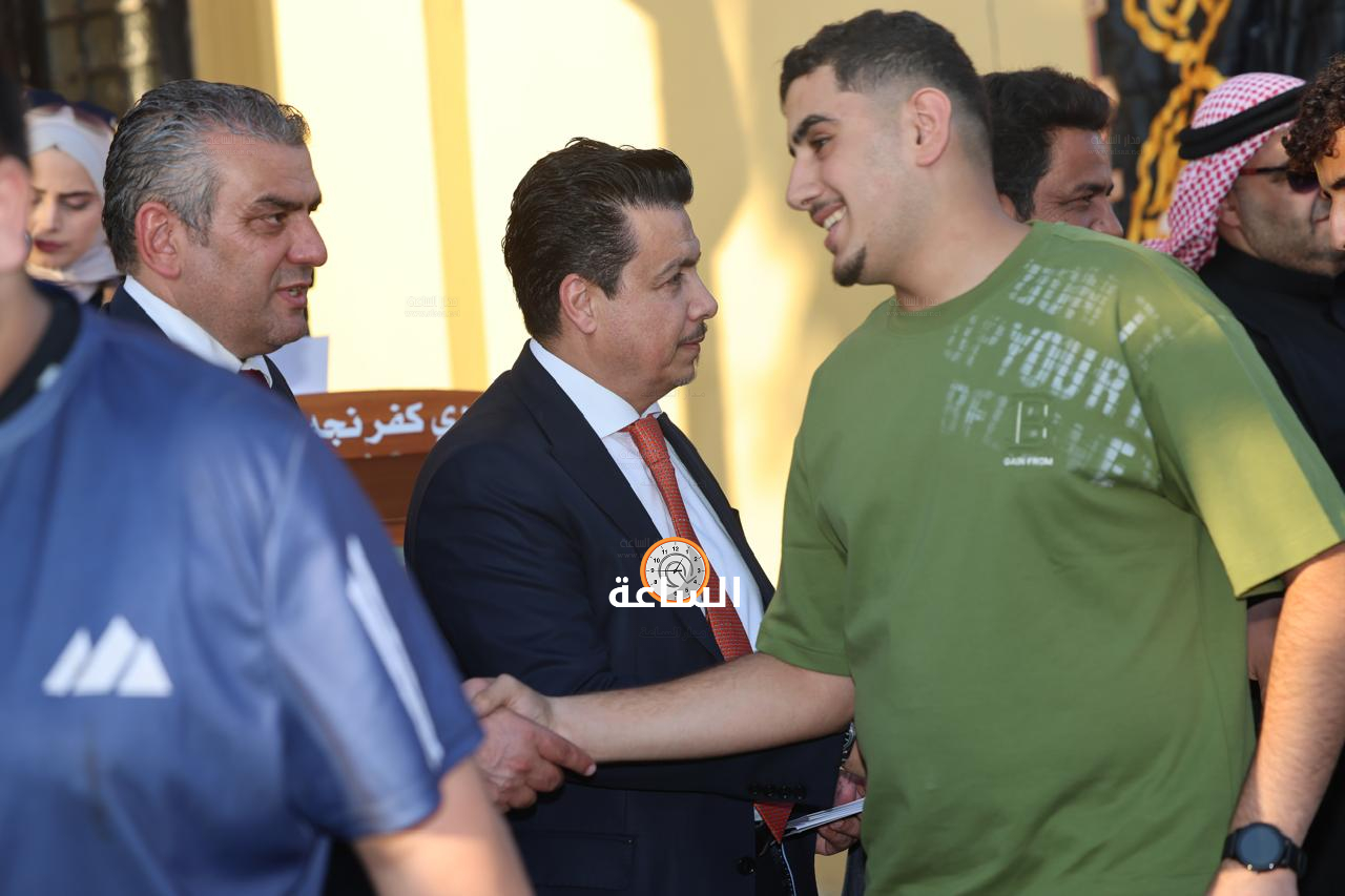 Madar Al-Saa Images 0.9568439508035448