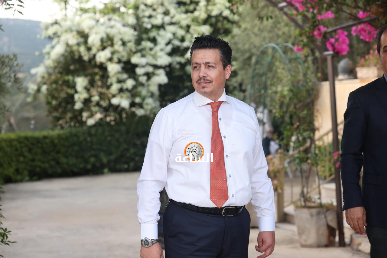 Madar Al-Saa Images 0.7323677534300355