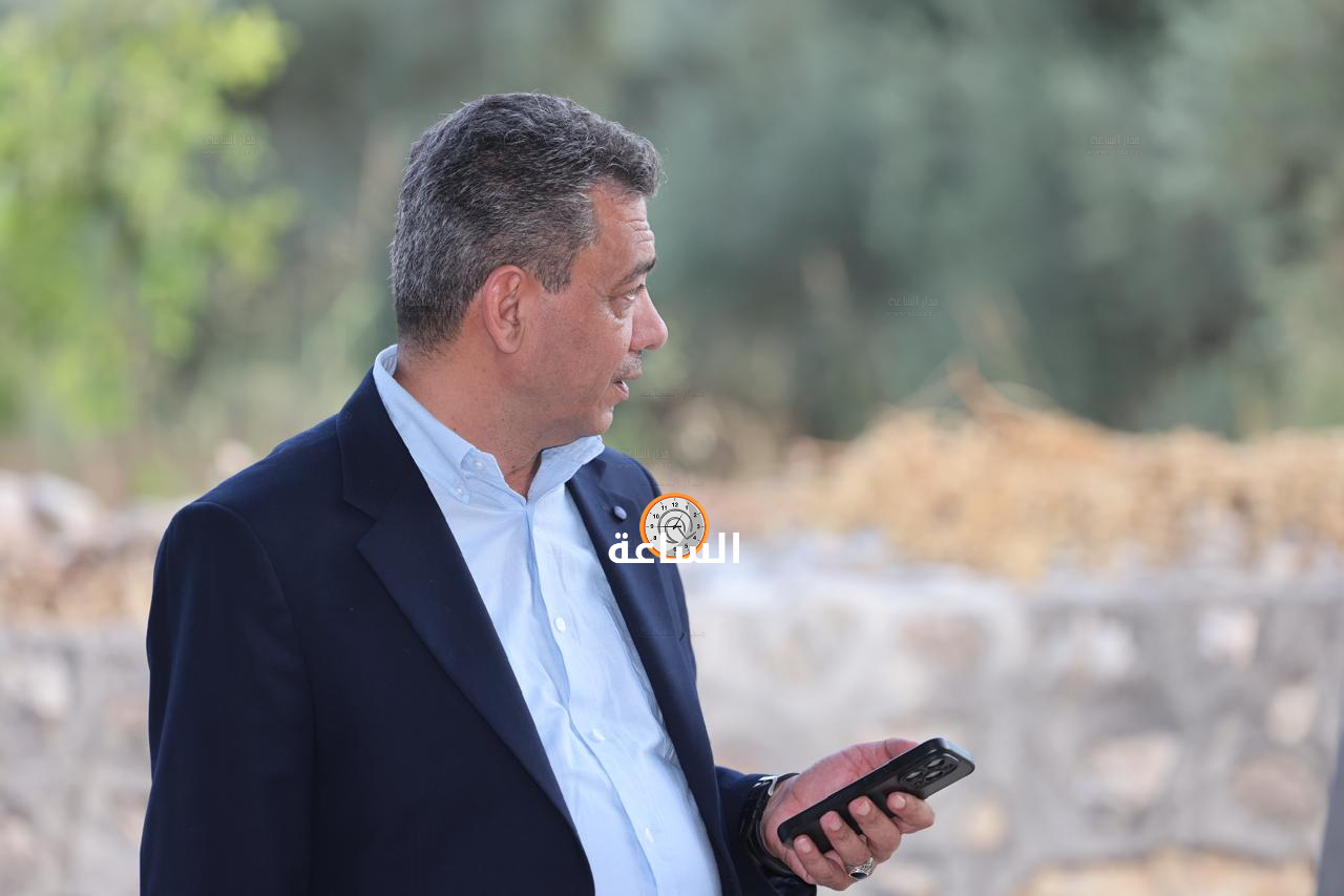 Madar Al-Saa Images 0.5391907052554222