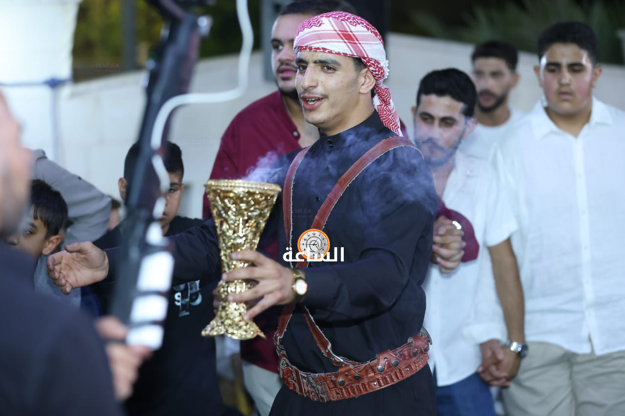 Madar Al-Saa Images 0.1324081522750684