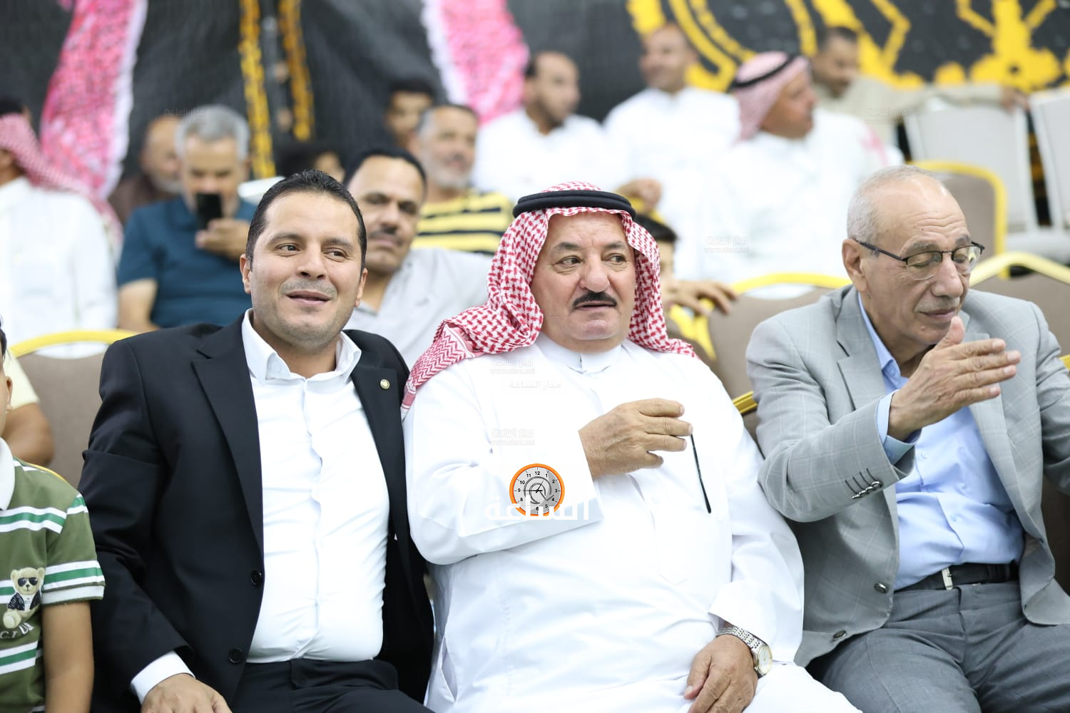 Madar Al-Saa Images 0.8817783443645829
