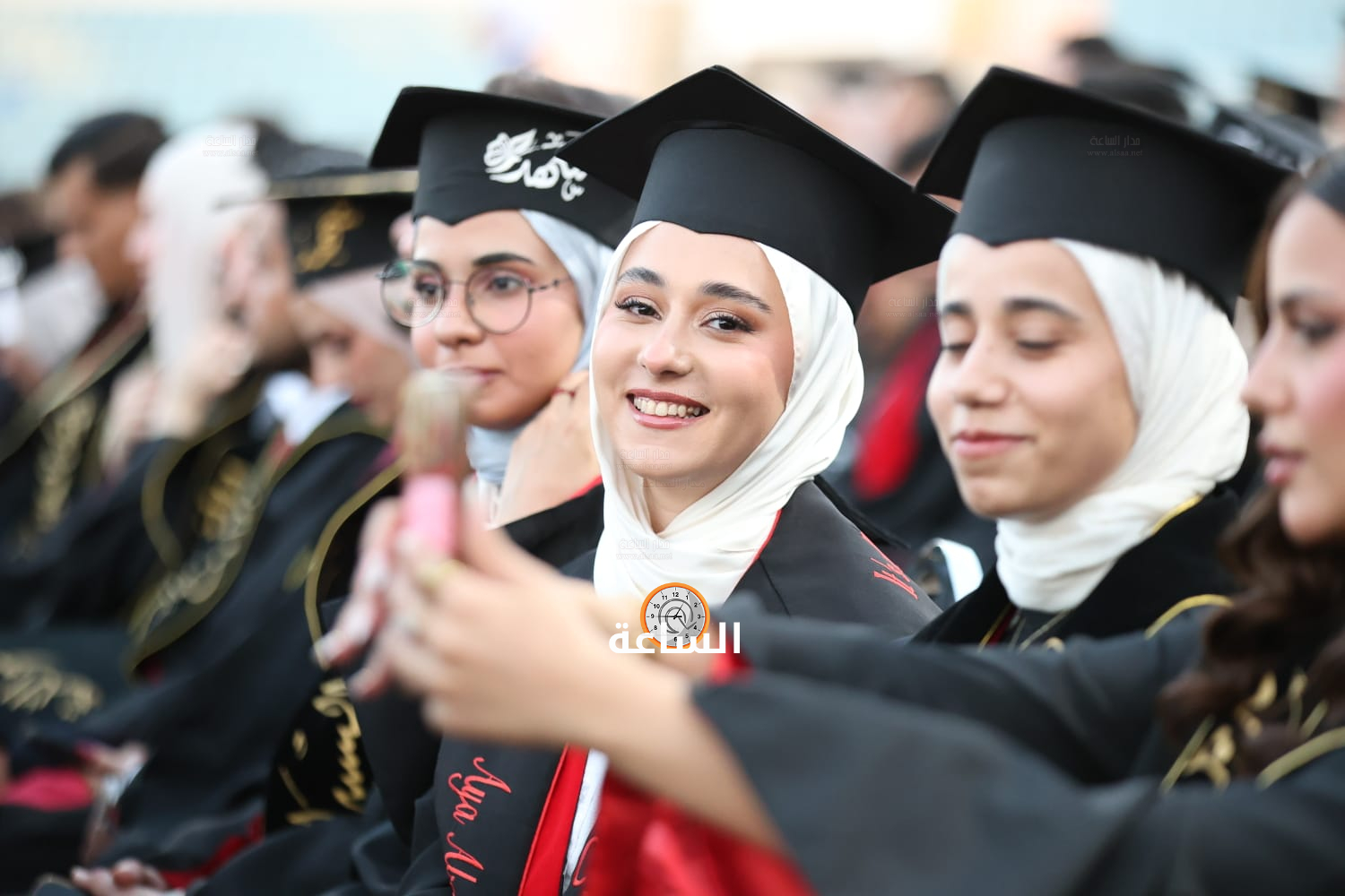 Madar Al-Saa Images 0.5372500545779721