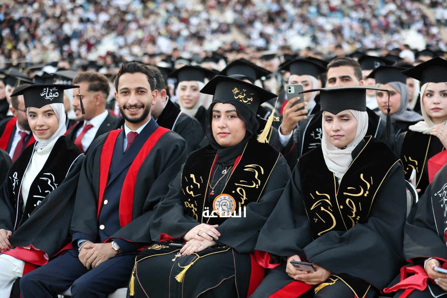 Madar Al-Saa Images 0.7027242366367679