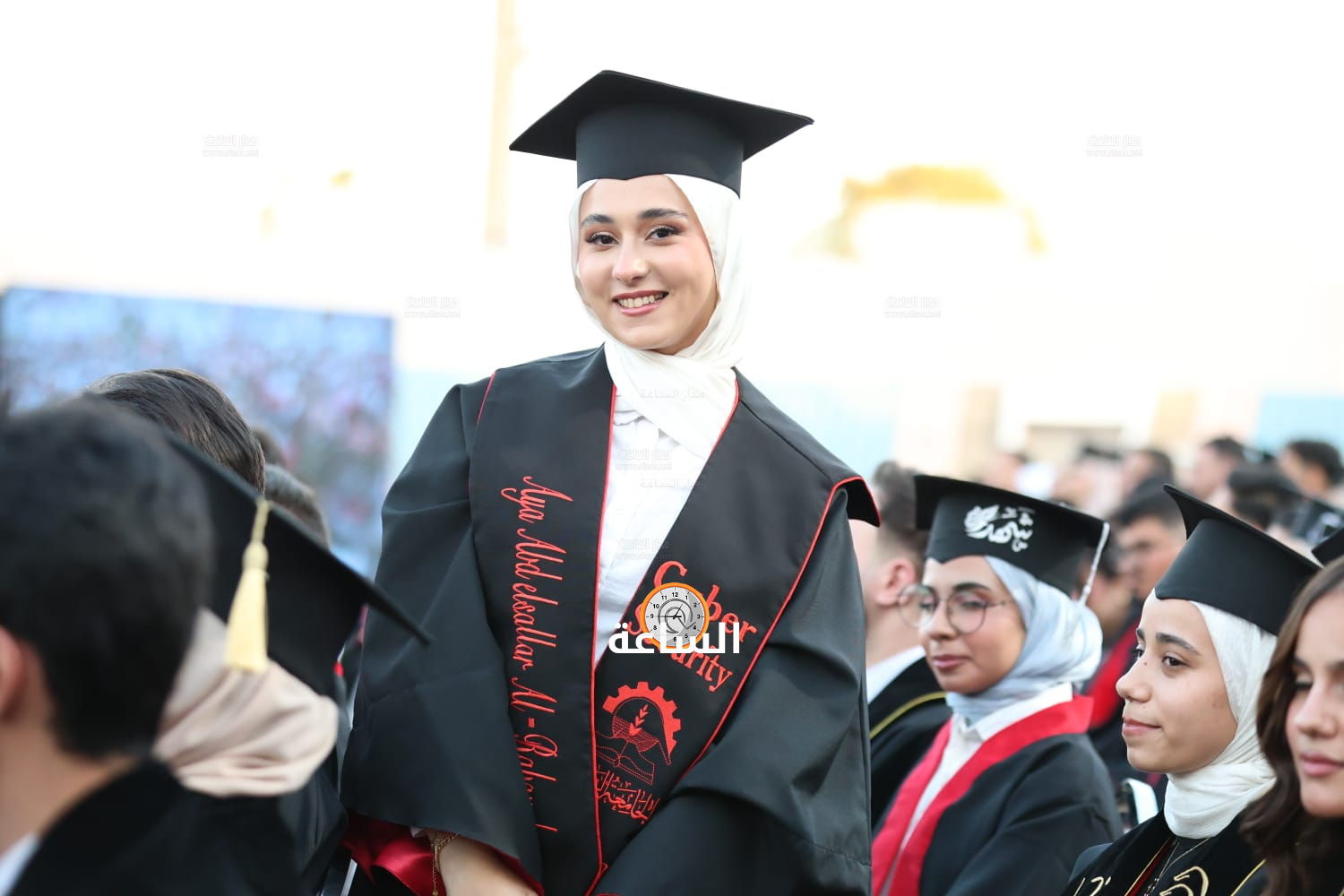 Madar Al-Saa Images 0.3909007475304128
