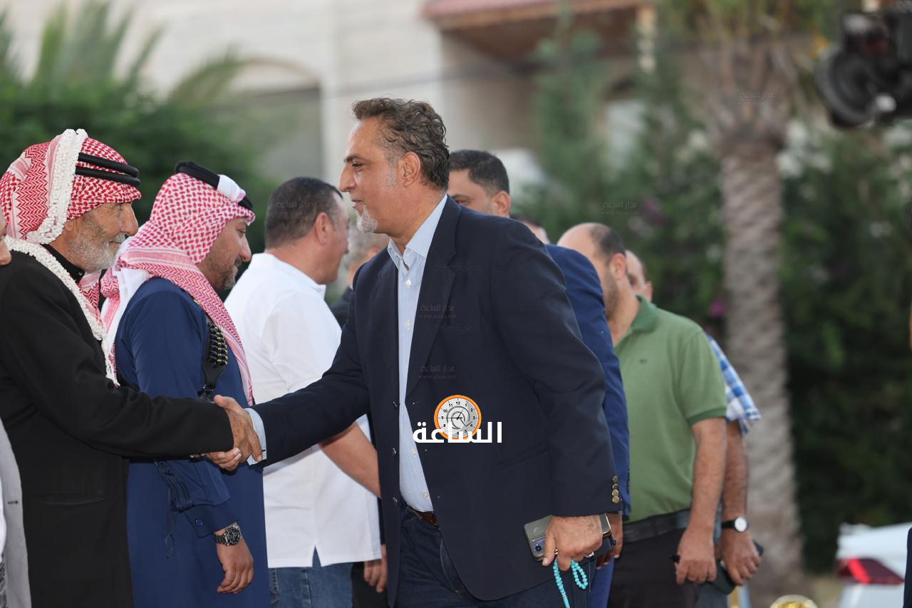 Madar Al-Saa Images 0.1520505396097589