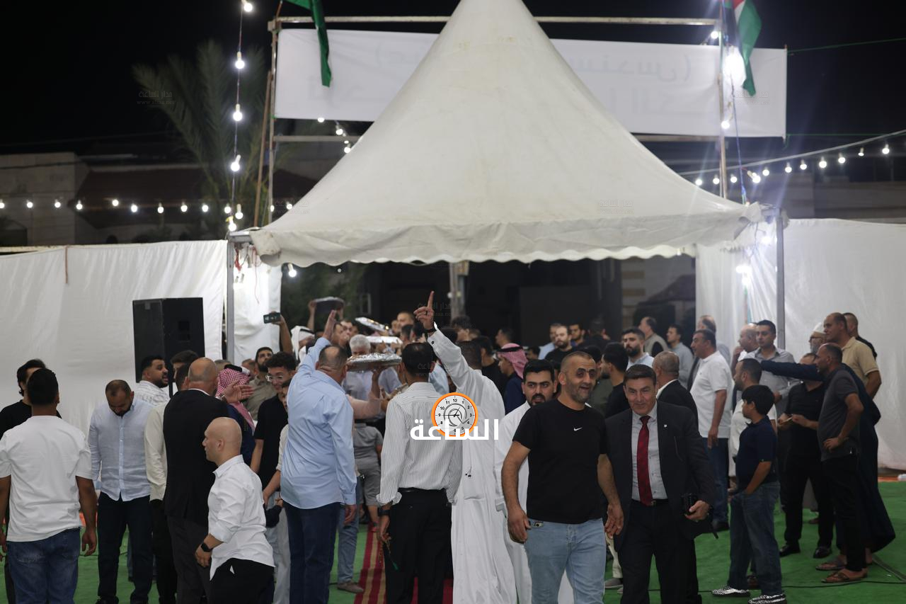 Madar Al-Saa Images 0.4013402011132481
