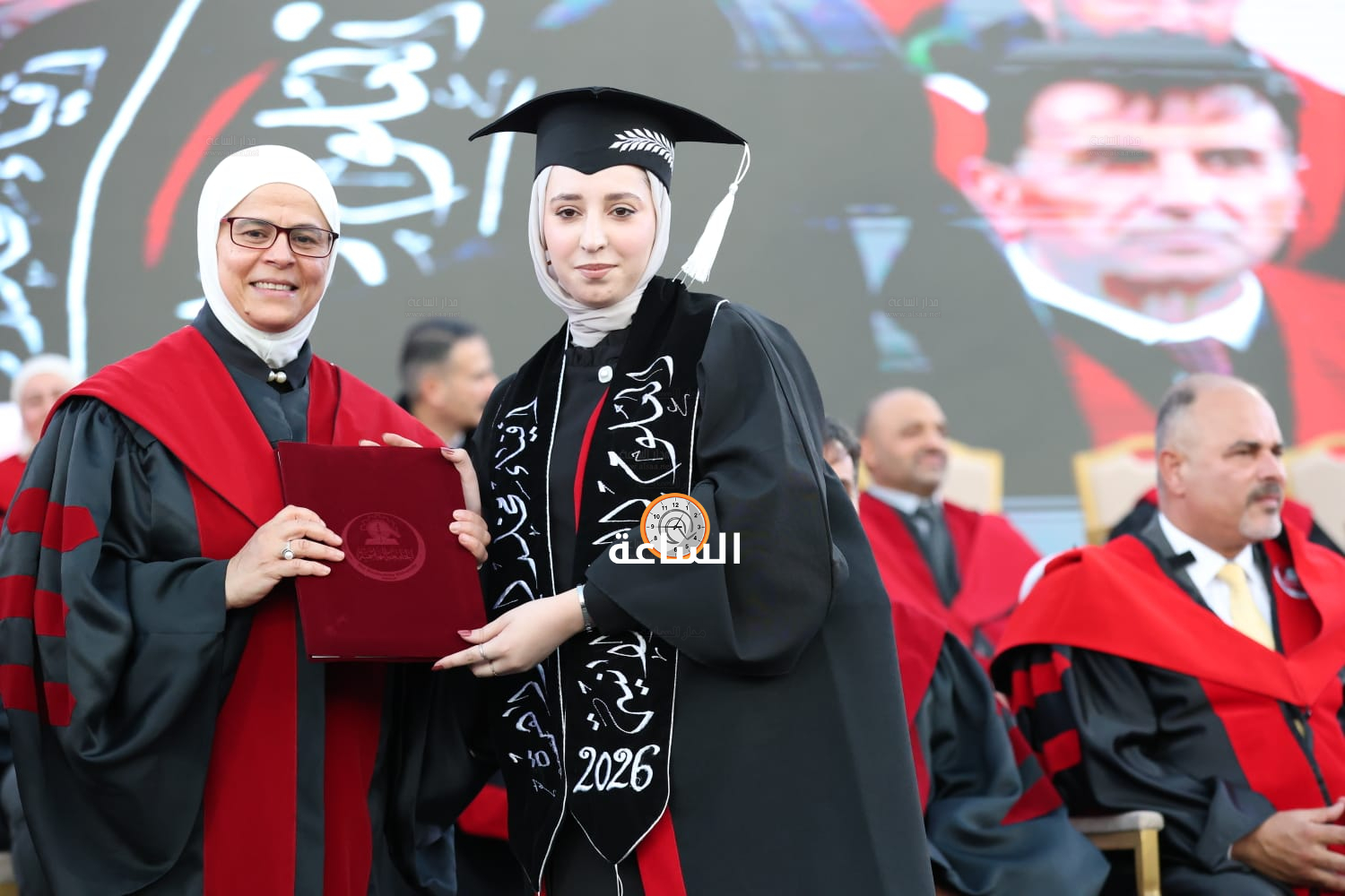 Madar Al-Saa Images 0.7598597827481606