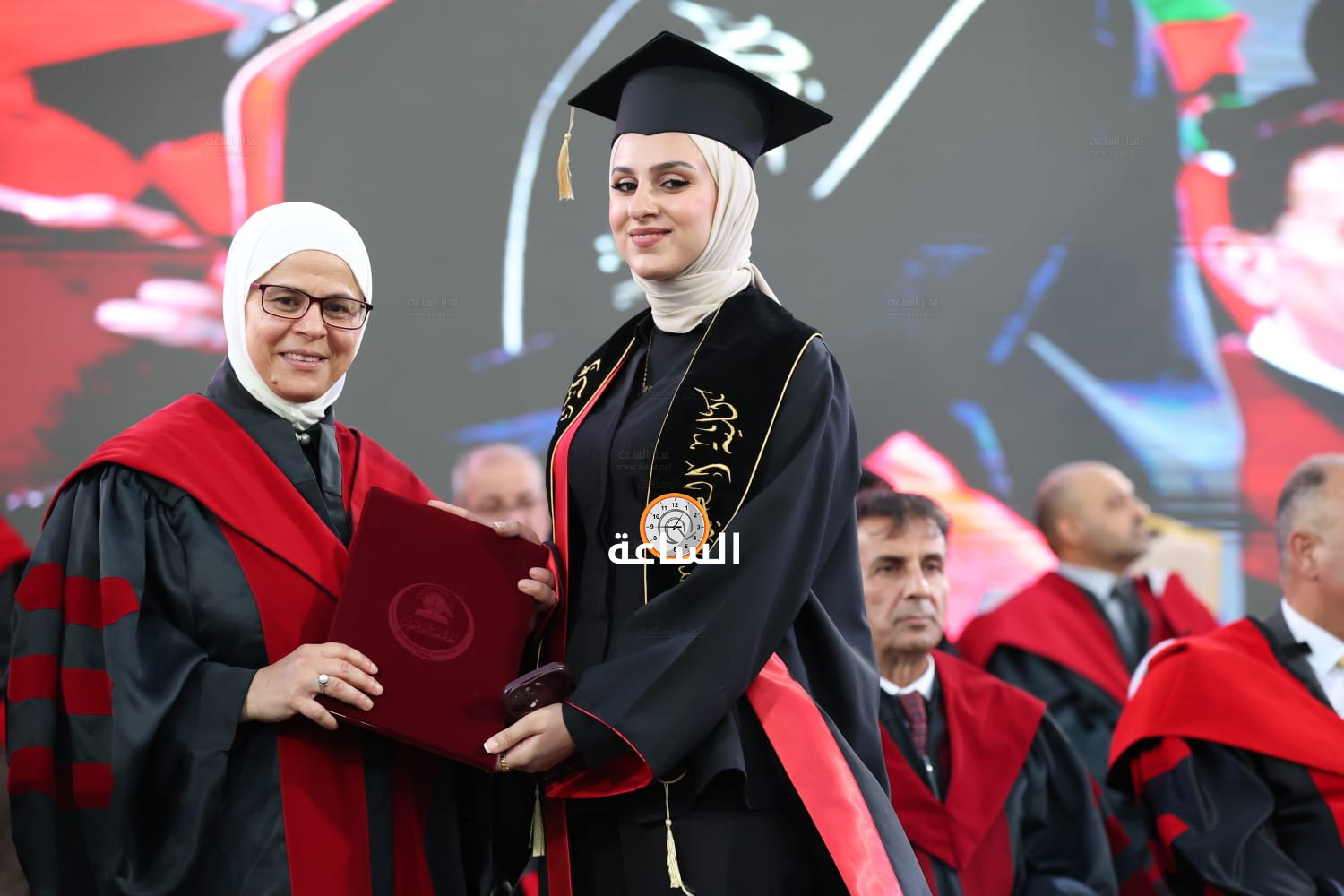 Madar Al-Saa Images 0.9439567871557446