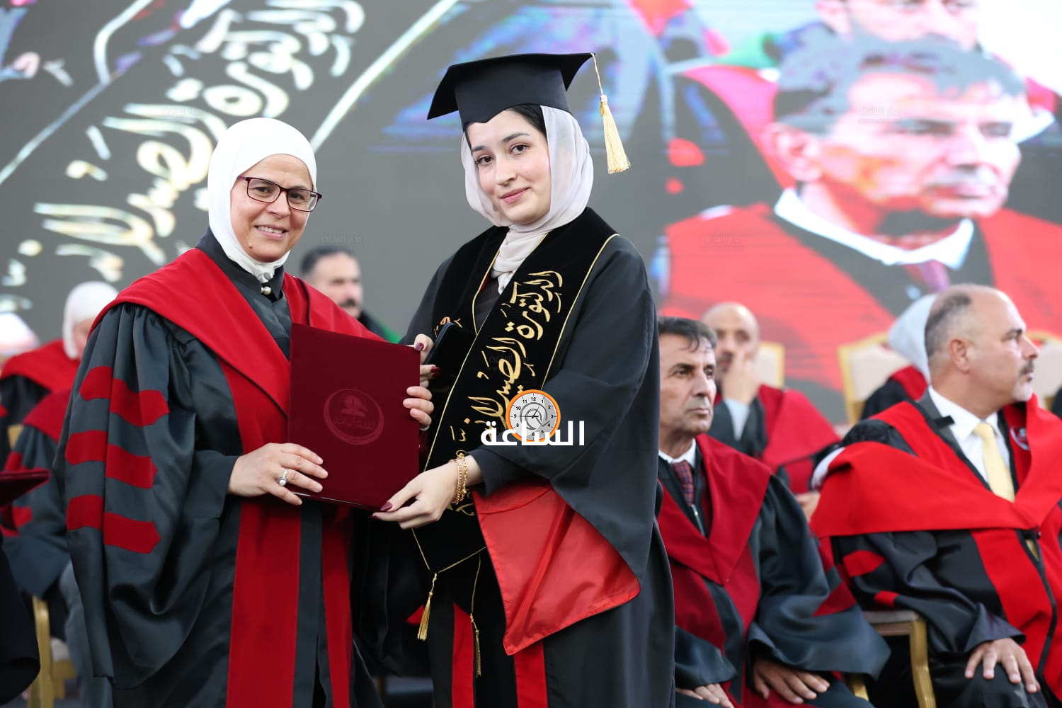 Madar Al-Saa Images 0.6901911333312212