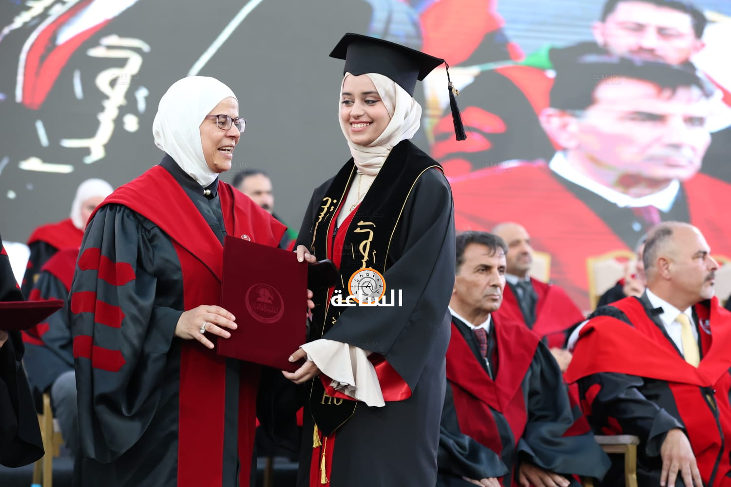 Madar Al-Saa Images 0.9346964699850016