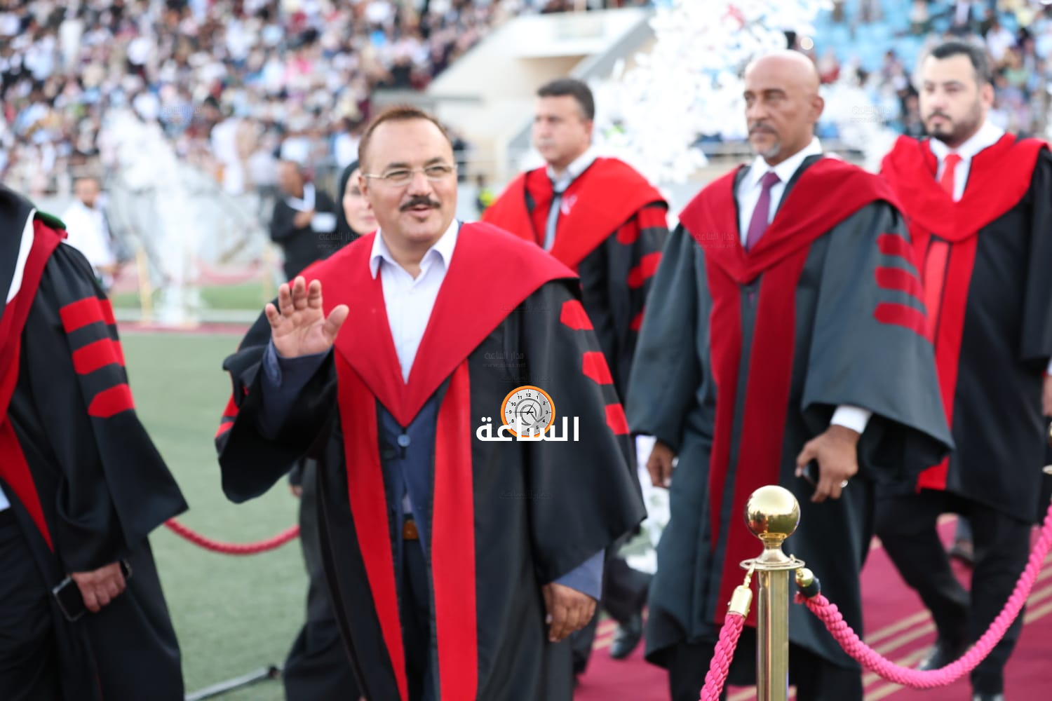 Madar Al-Saa Images 0.9873637107818165
