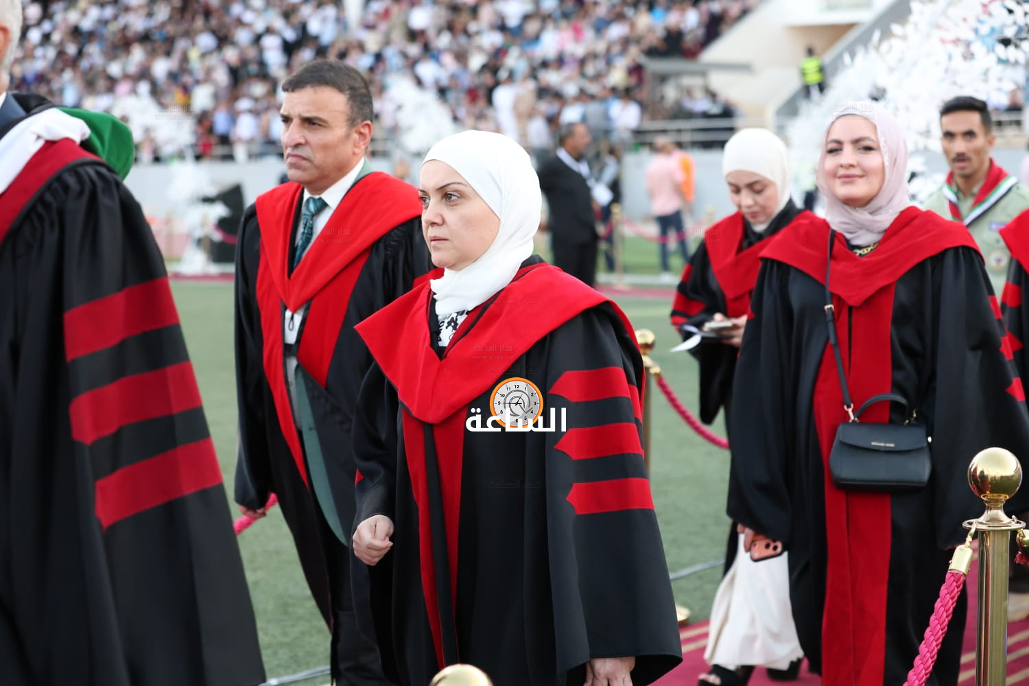 Madar Al-Saa Images 0.4212599422509664