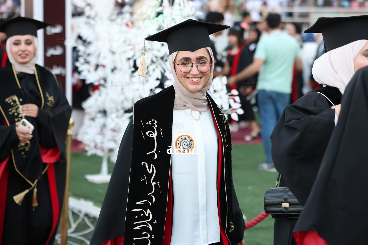 Madar Al-Saa Images 0.9694549357462199