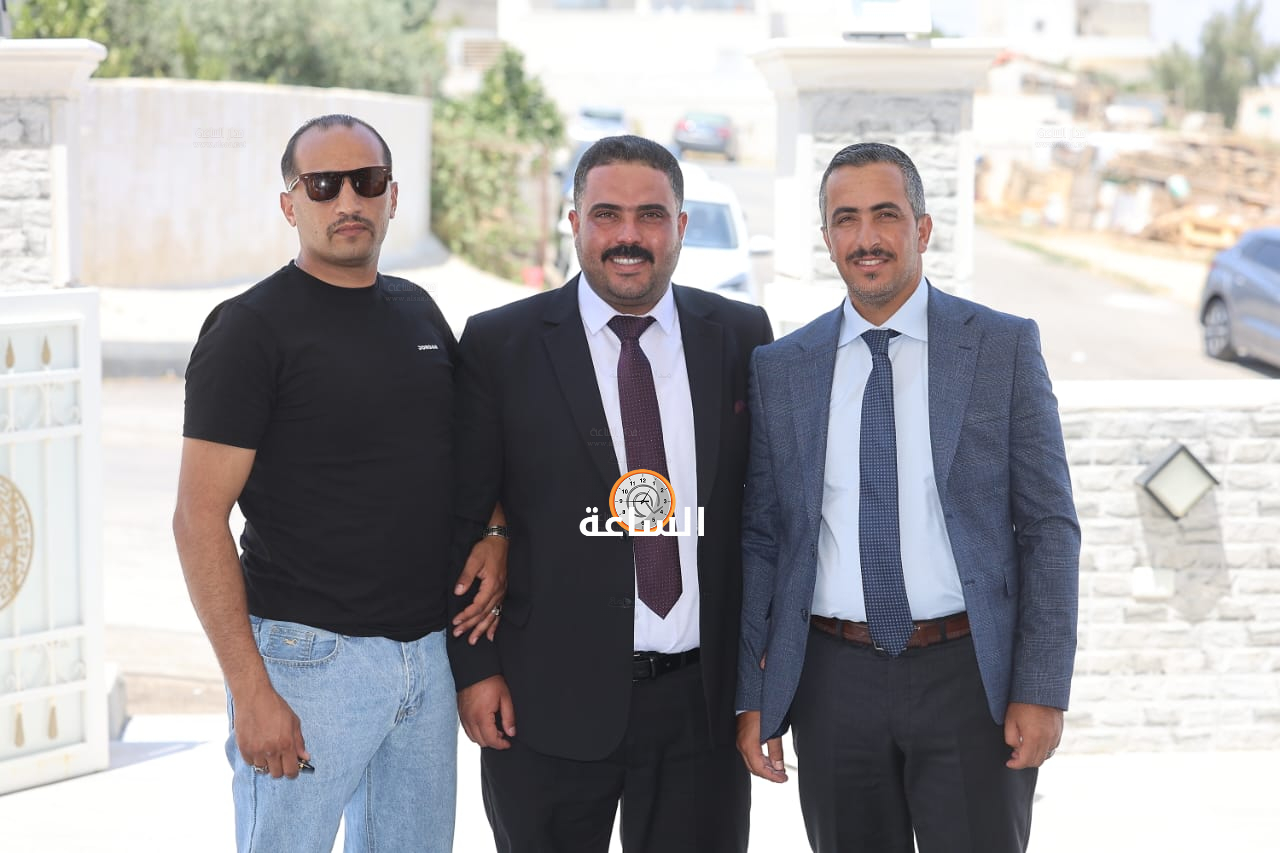 Madar Al-Saa Images 0.012052334009215238