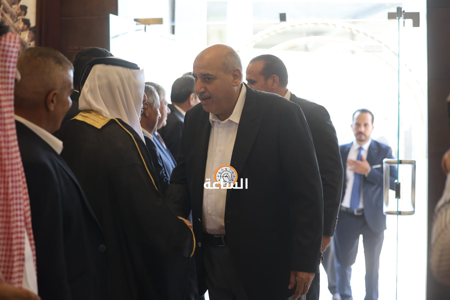 Madar Al-Saa Images 0.5319059074834258