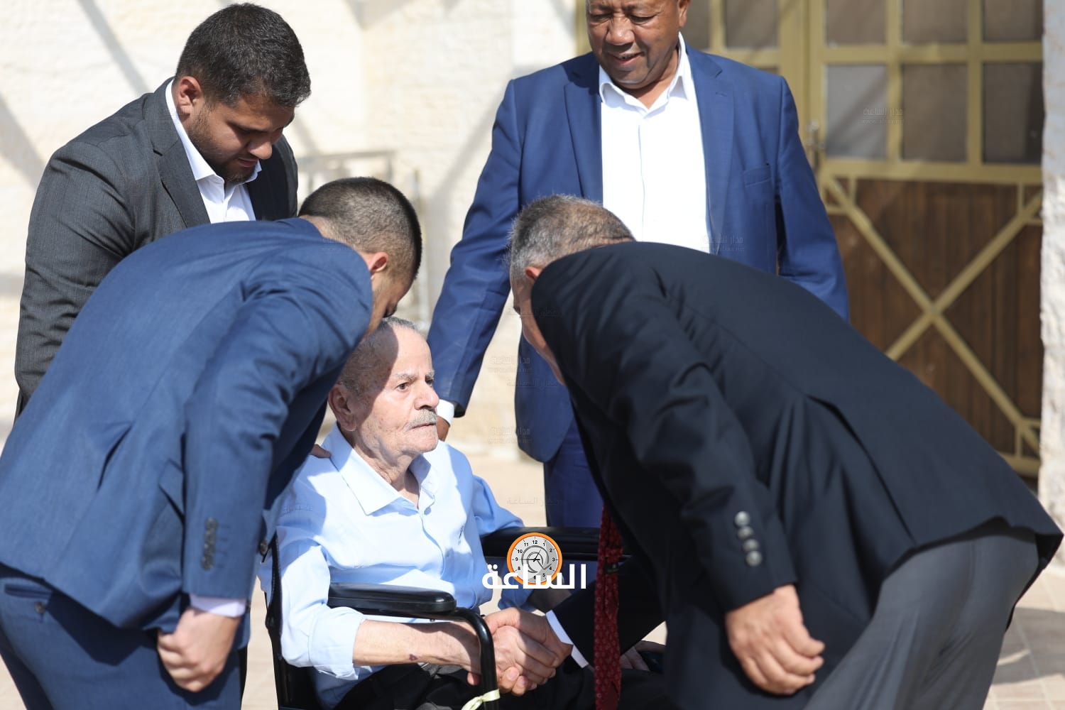 Madar Al-Saa Images 0.6717680636602428