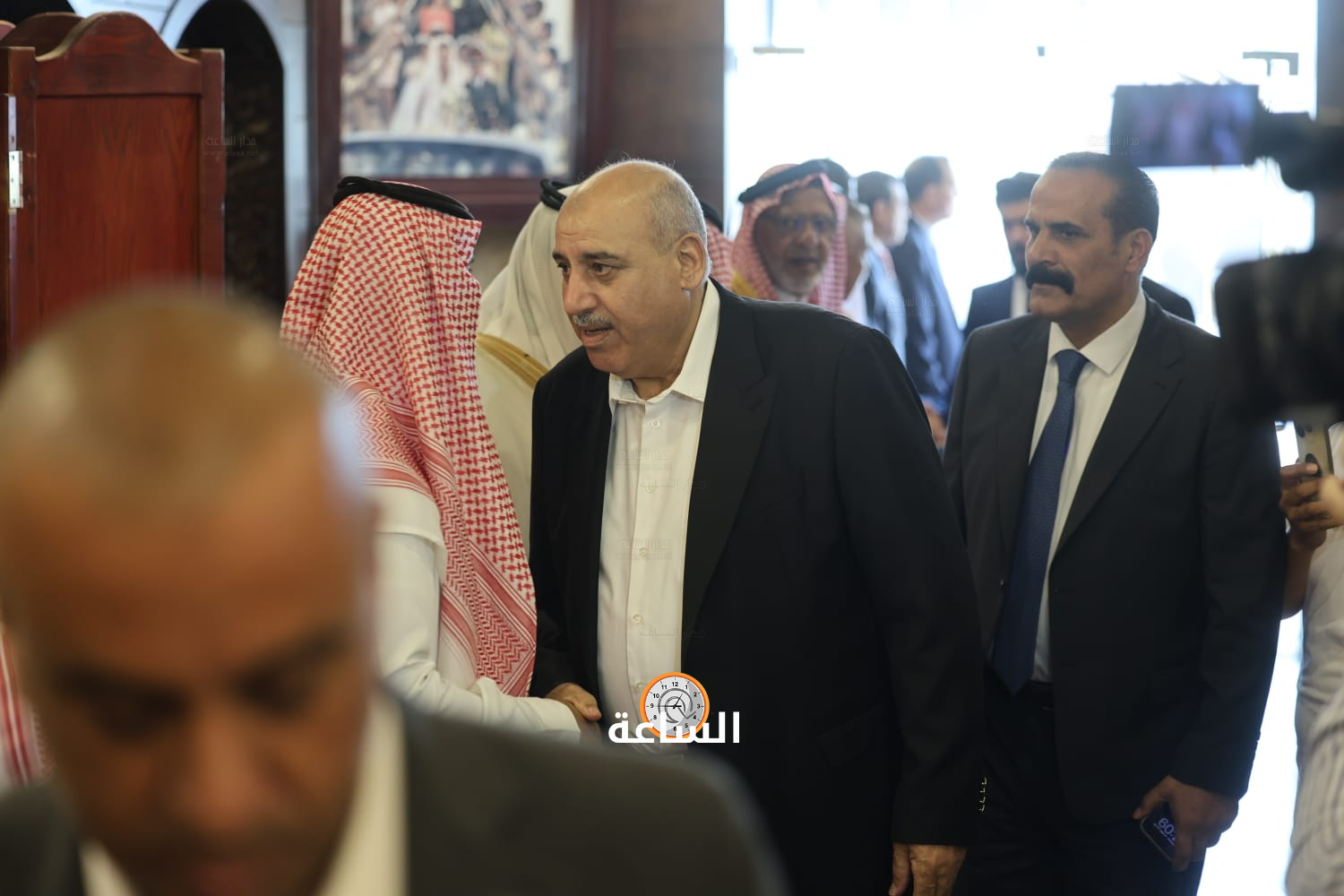 Madar Al-Saa Images 0.47073993082688137