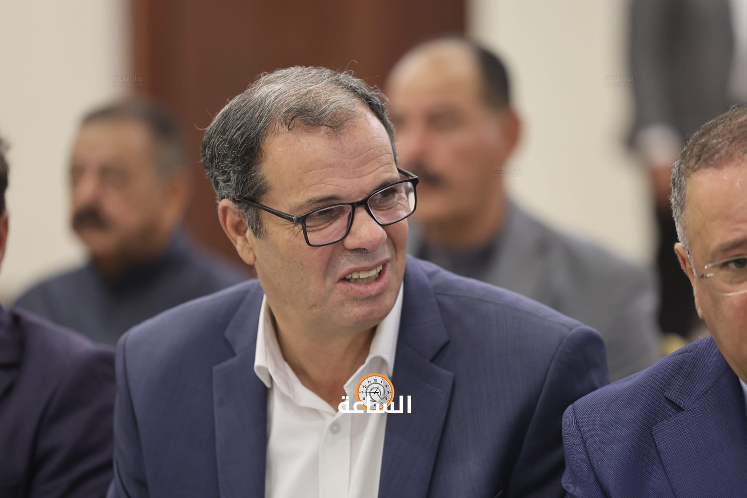 Madar Al-Saa Images 0.4066045409338266