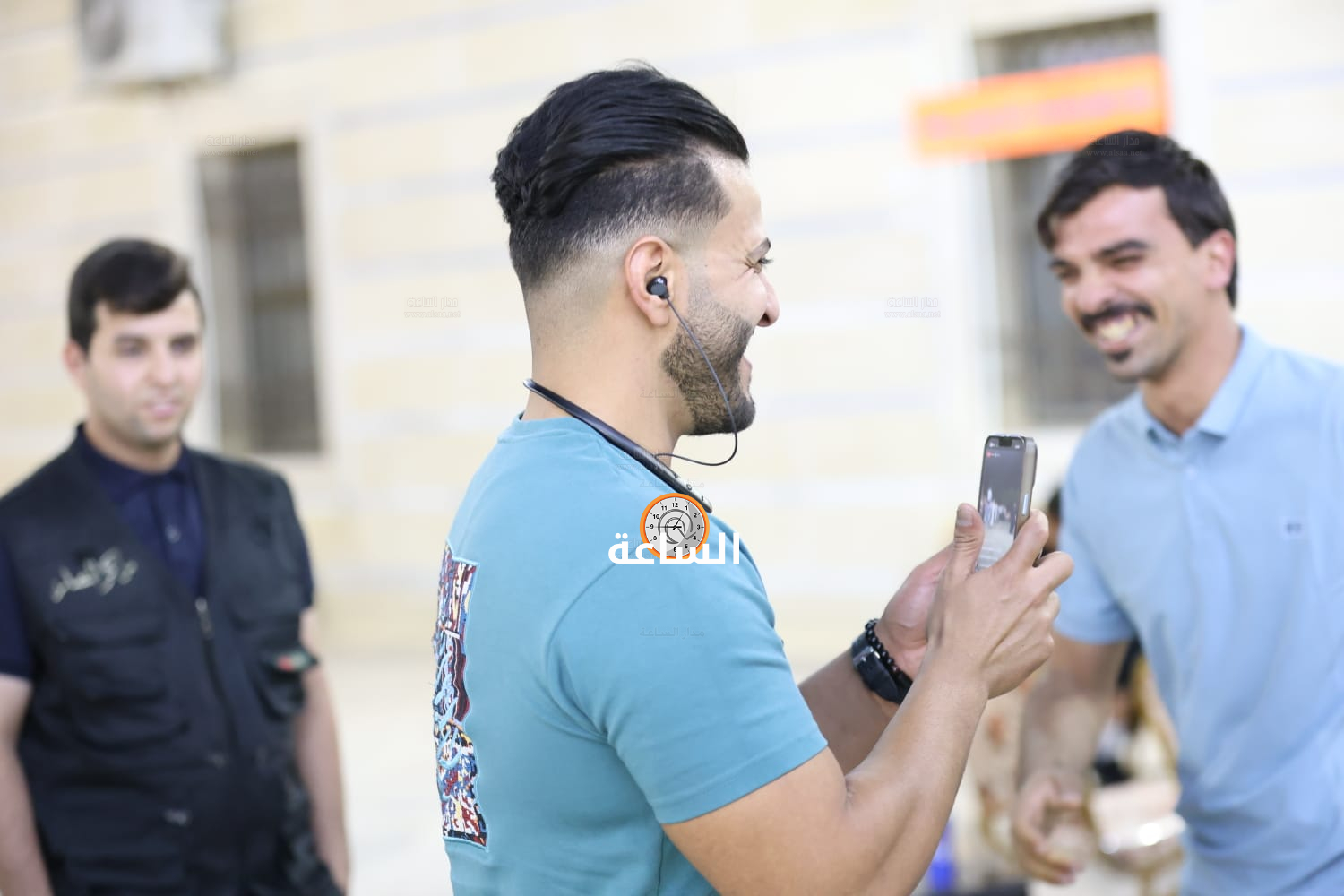 Madar Al-Saa Images 0.5915070760355344