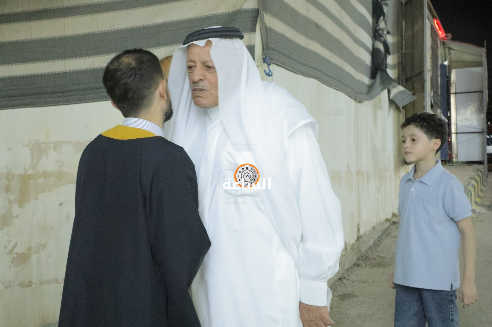 Madar Al-Saa Images 0.4331994057792634